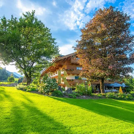 基茨比厄尔拉斯穆斯庭院酒店 酒店 4*