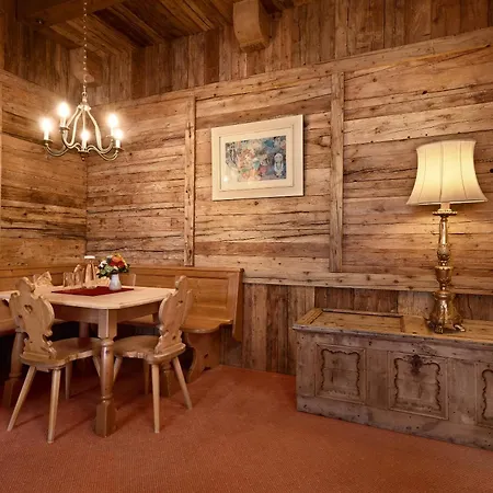 基茨比厄尔拉斯穆斯庭院酒店 基茨比厄尔