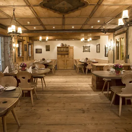 基茨比厄尔拉斯穆斯庭院酒店 酒店